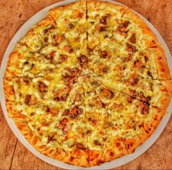 Pizza Média - 8 Fatias