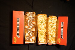 Pizza metrinho 25CM in box - Promoção - somente retirada no local drive thru 